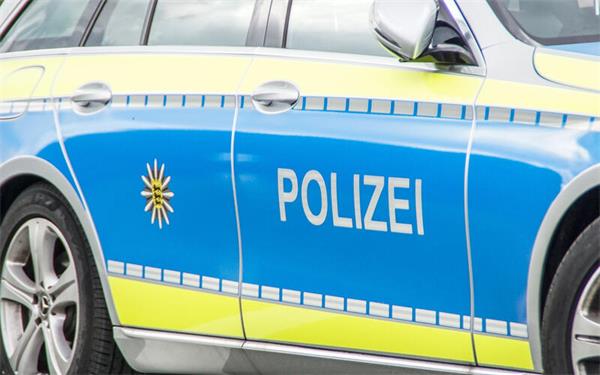Drei Verletzte bei schwerem Verkehrsunfall zwischen Nagold und Mötzingen