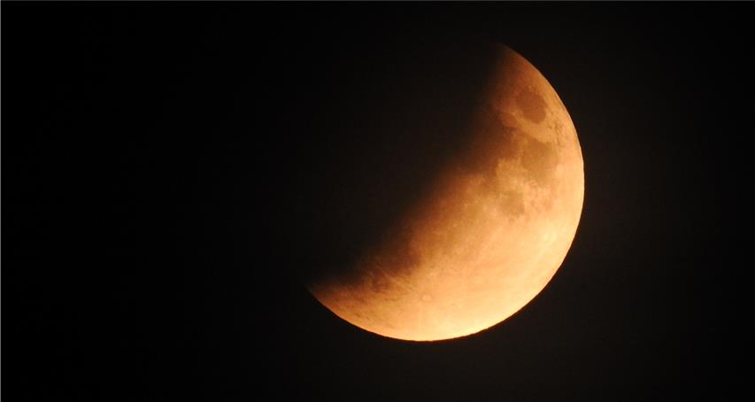 Magische Momente über dem Feld 