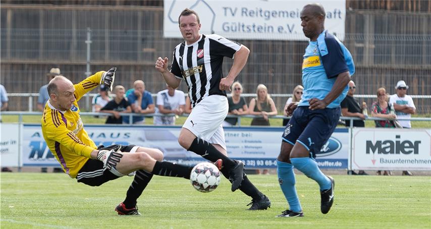 Die Trainingseinheit mit Jacques Goumai begeistert alle 