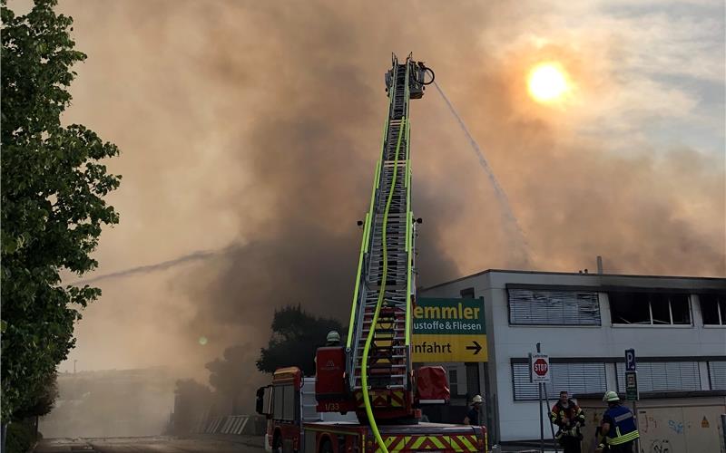 Großbrand in Herrenberg: Keine Verletzten Großbrand in Herrenberg: Keine Verletzten