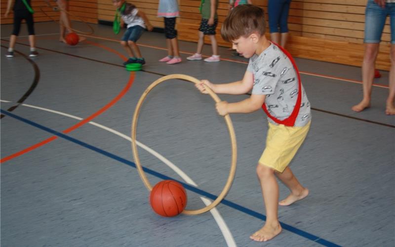 Wenn der Holzreifen zur Hundeleine wird Wenn der Holzreifen zur Hundeleine wird