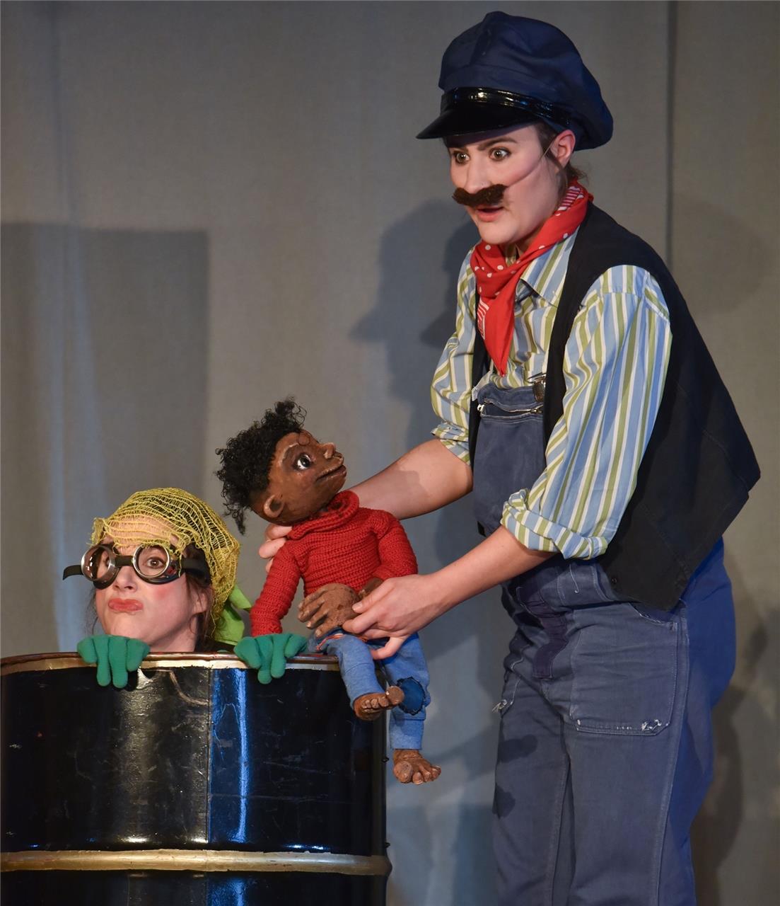 Aus der Lok wird flugs eine Tonne 