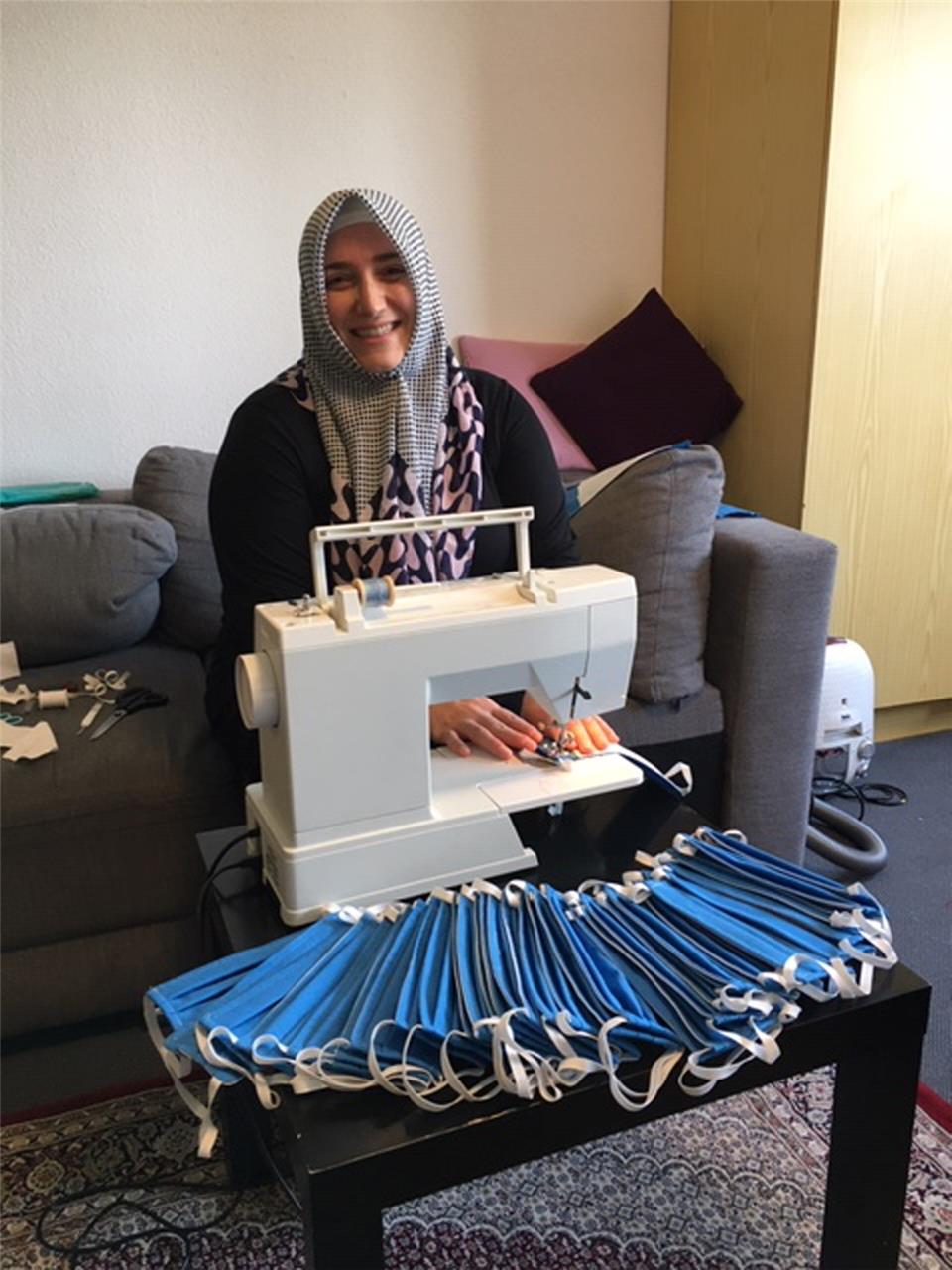 45 Masken
selbst genäht 45 Masken
selbst genäht