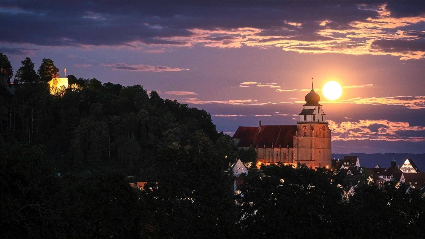 "Blue Moon" in Herrenberg - zur gleichen Zeit lief das Sommernachtskino auf dem ...