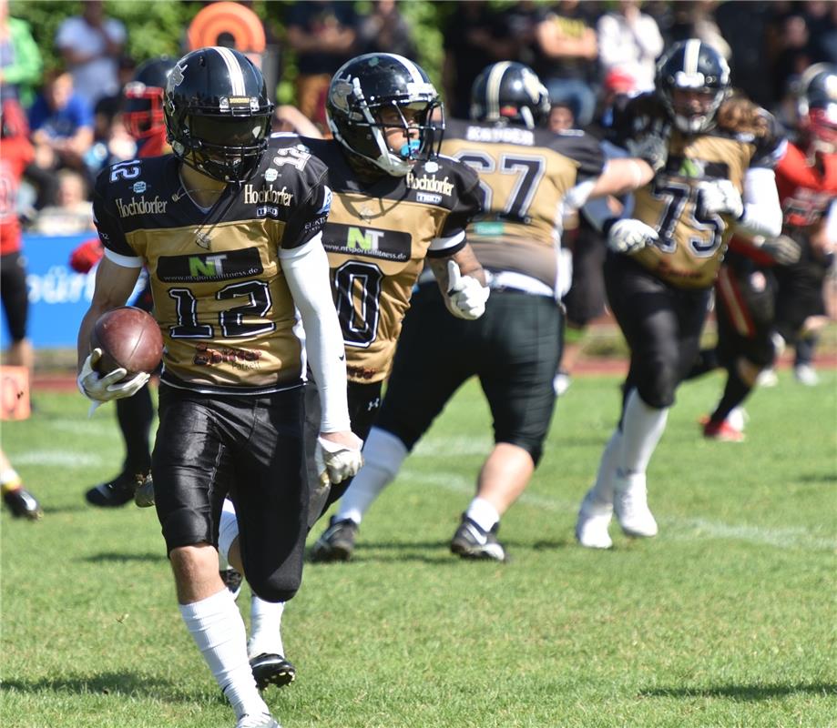 Bondorf, Sportplatz, American Football, Landesliga, Bondorf Bulls - Red Knights ...