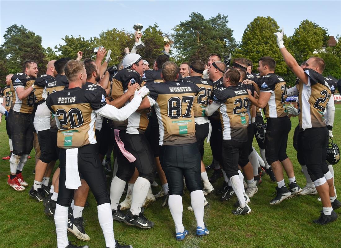 Bondorf, Sportplatz, American Football, Landesliga, Bondorf Bulls - Red Knights ...