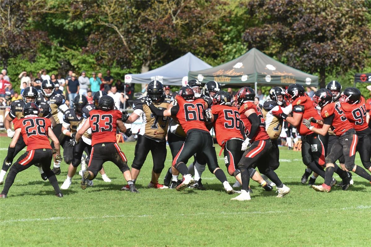 Bondorf, Sportplatz, American Football, Landesliga, Bondorf Bulls - Red Knights ...