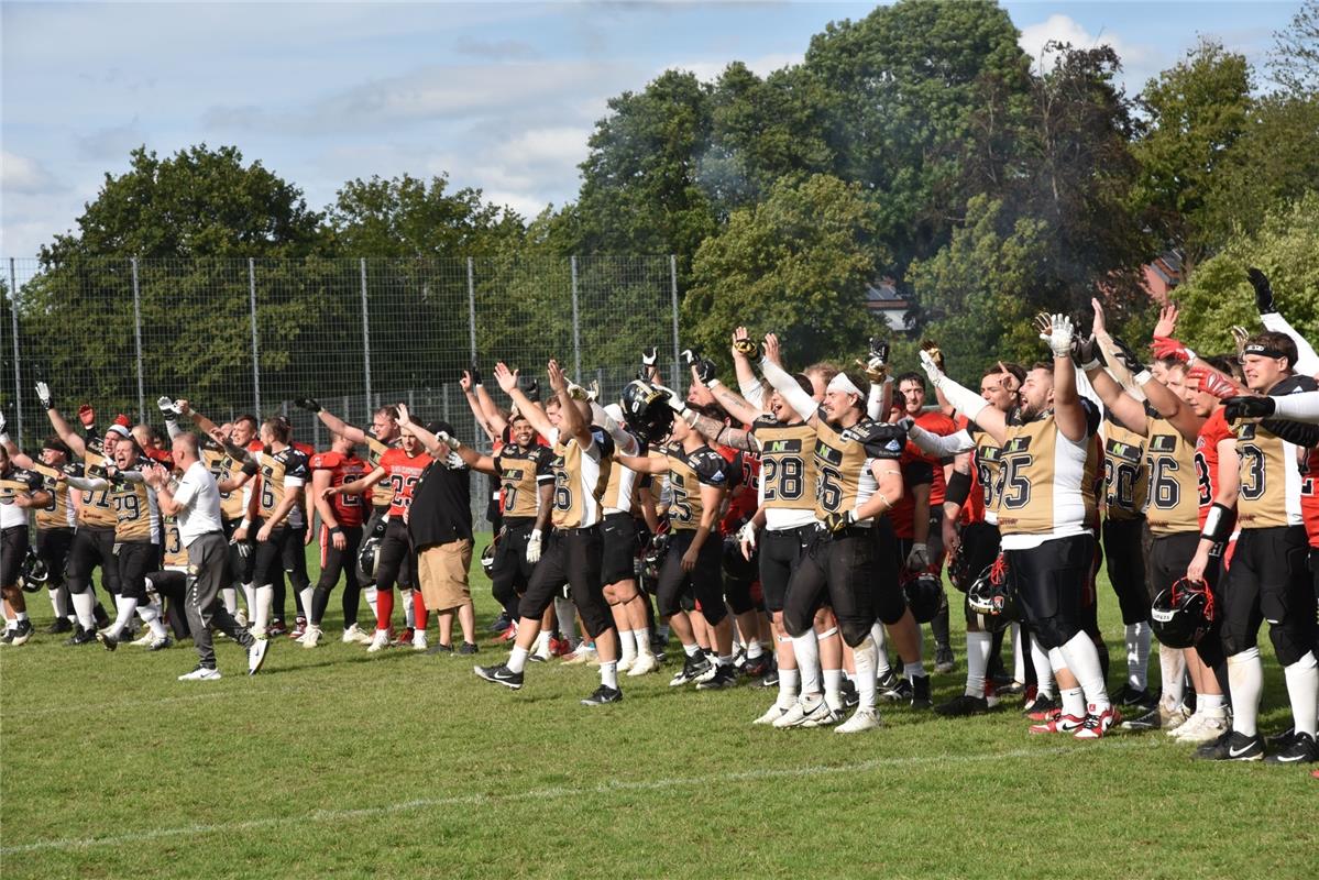 Bondorf, Sportplatz, American Football, Landesliga, Bondorf Bulls - Red Knights ...