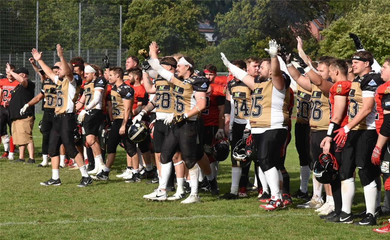 Bondorf, Sportplatz, American Football, Landesliga, Bondorf Bulls - Red Knights ...