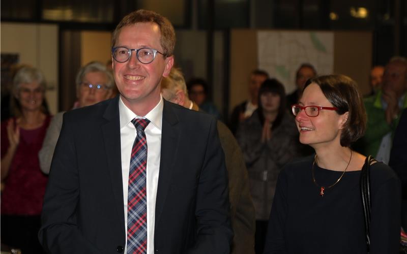 Bürgermeisterwahl in Jettingen: 100 Prozent für Amtsinhaber Burkhardt Bürgermeisterwahl in Jettingen: 100 Prozent für Amtsinhaber