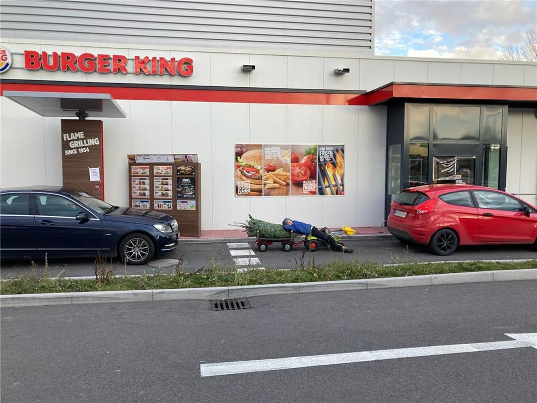 Christbaum schlagen macht hungrig... Anja Wahrheit aus Bondorf weiß es spätesten...