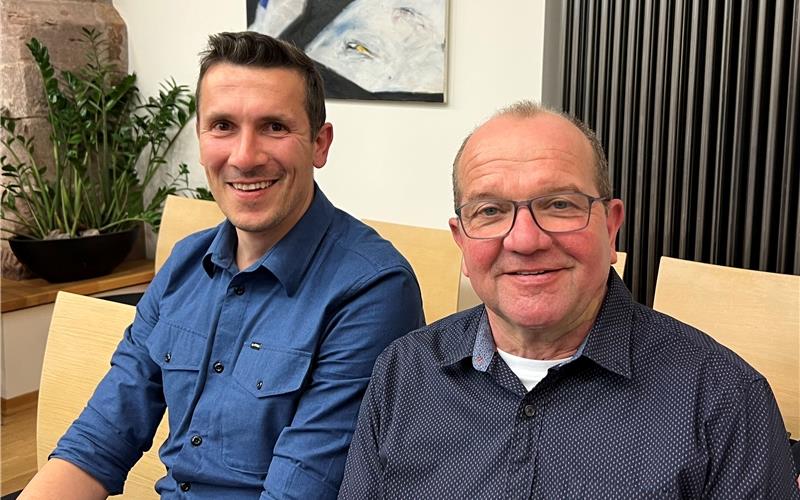 Christoph Lochner (links) löst Werner Schanz ab. GB-Foto: Priestersbach