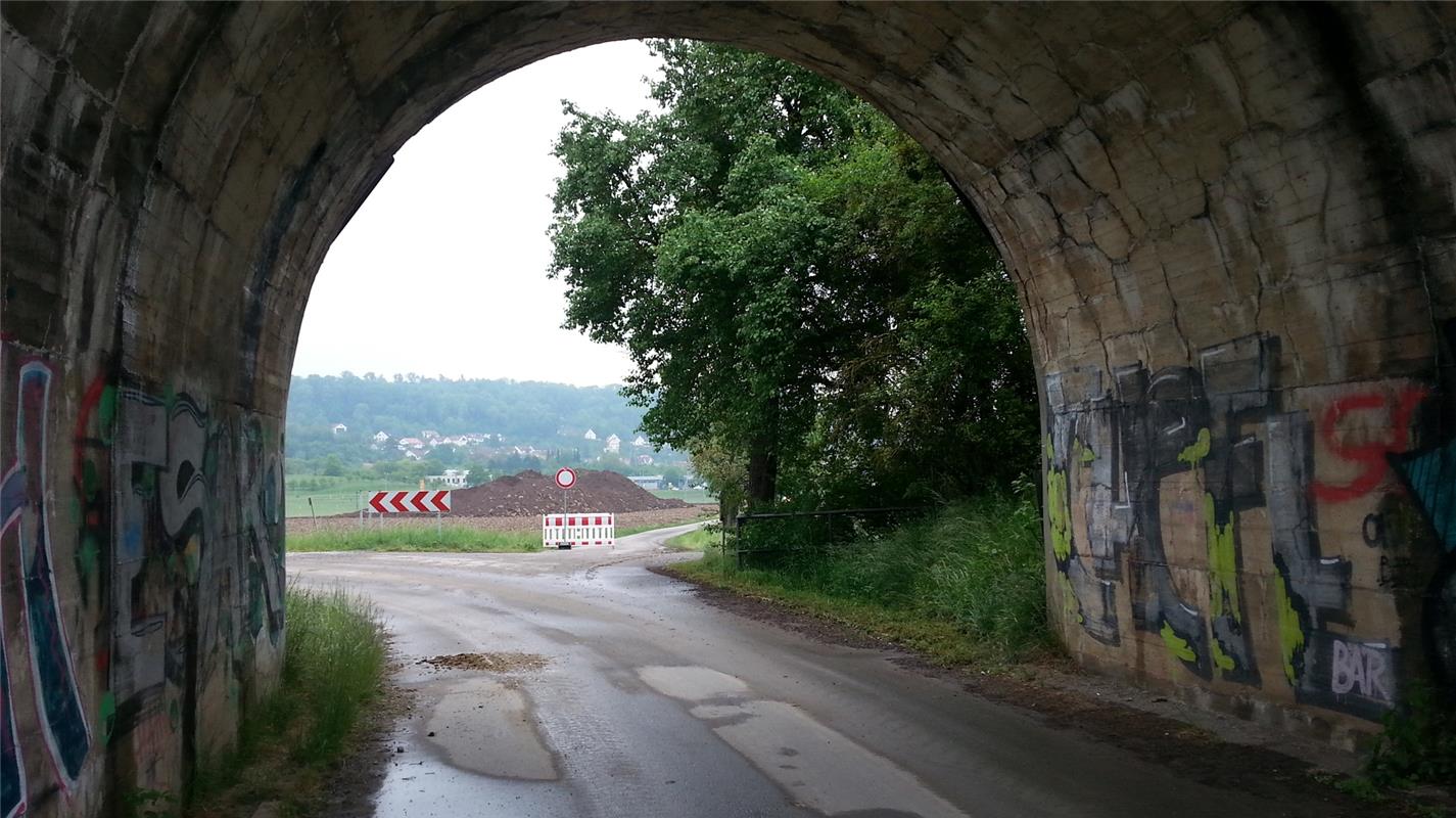 "Dank Baumaßnahmen für die Reitanlage: Und plötzlich endet der beliebte Radweg v...