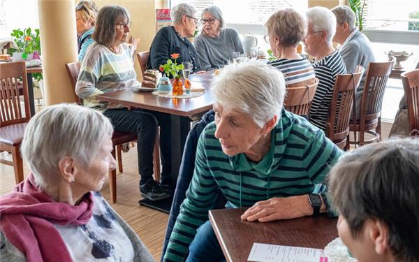 Das Café am Rosengarten wurde am Karfreitag neu eröffnet. GB-Foto: Vecsey