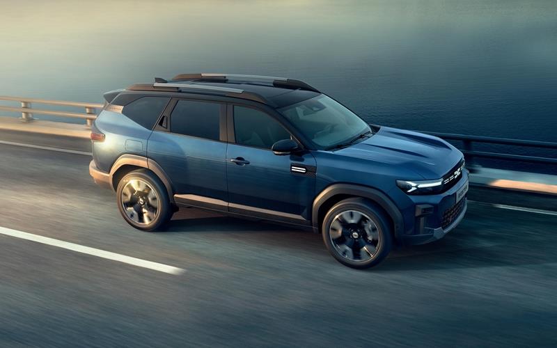 Das Design des neuen Dacia Bigster ist auf das Wesentliche reduziert. GB-Foto
