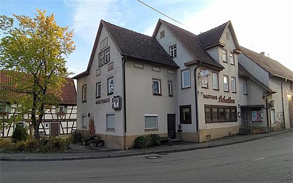 Das Gasthaus Schatten ist der zentrale Punkt für die Belebung der Ortsmitte. GB-Foto: Reichert