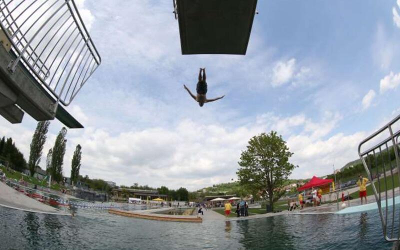 Das Herrenberger Naturfreibad öffnet ab dem 9. Mai wieder-GB-Archivfoto: Gerhard Bäuerle