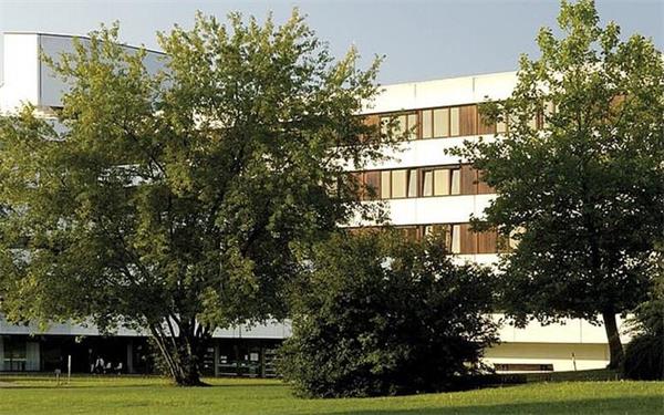 Das Leonberger Krankenhaus: Droht auch diesem Klinikstandort das Aus?GB-Foto: Klinikverbund Südwest