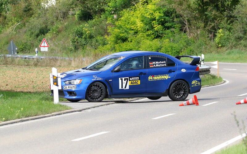 Das MSC-Duo Michael und Alexander Morhard ist von Mitsubishi auf einen BMW M 3 E 36 gewechselt. GB-Fotos: amk