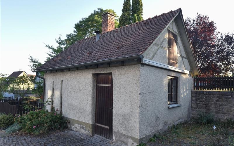 Das Mötzinger Backhaus harrt seiner Wiederbelebung – unter dem Dach einer Vereinsgemeinschaft? GB-Foto: Vecsey