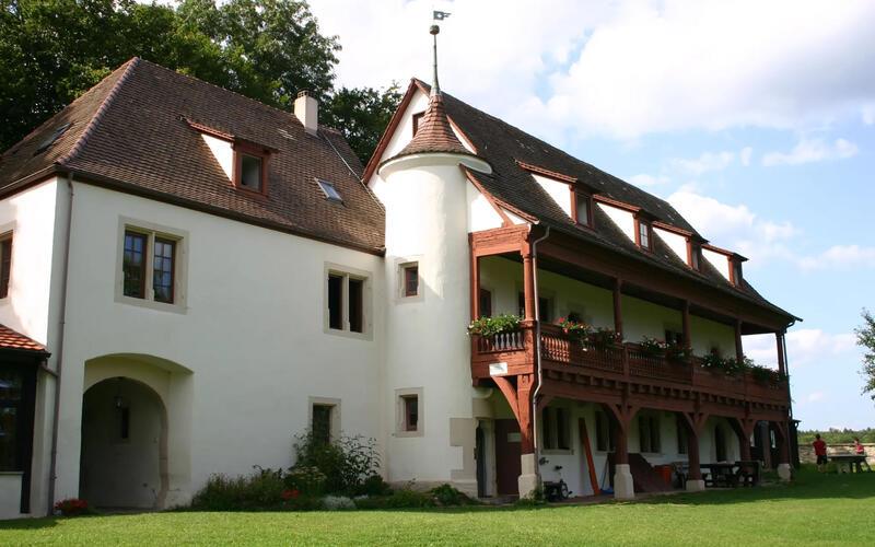 Das Schloss Einsiedel.GB-Foto: Naturpark Schönbuch