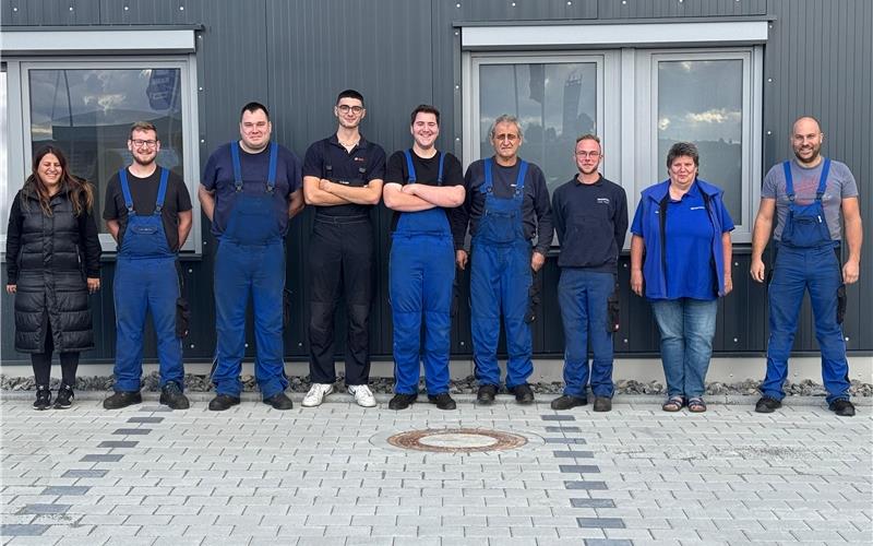 Super Bedingungen am neuen Standort Das Team des Jettinger Autoservice R. Binder freut sich schon auf den Umzug an den neuen Standort. GB-Foto: Binder