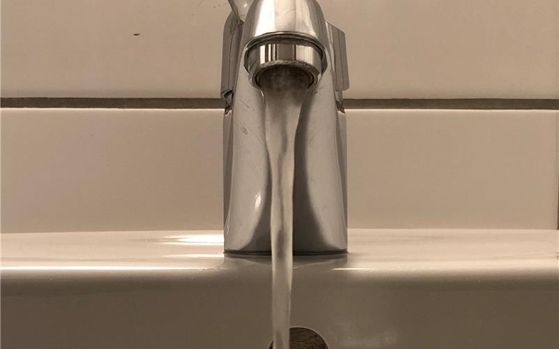 Trinkwasserverunreinigung in Herrenberg vermeldet Das Trinkwasser in Herrenberg und den südlichen Stadtteilen ist derzeit verunreinigt. GB-Foto (Archiv): gb