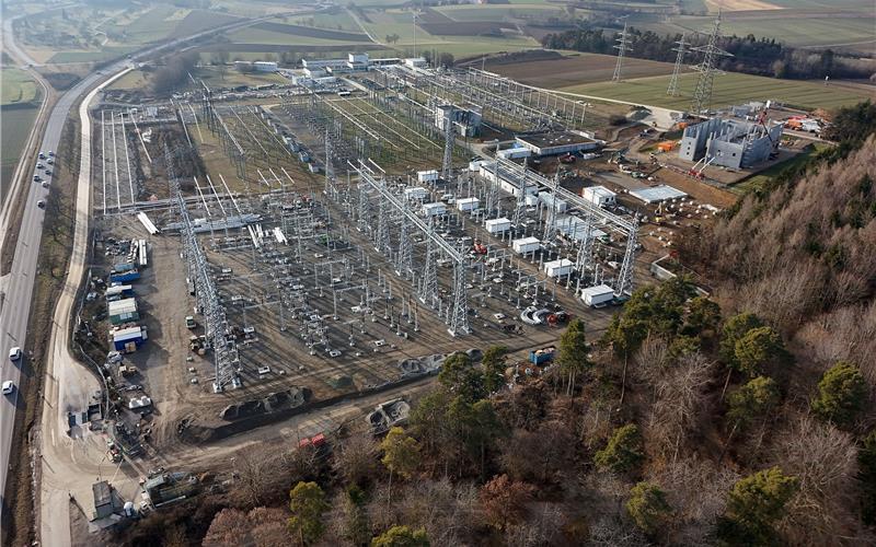 Das Umspannwerk entwickelt sich weiter – abgeschlossen sind die Bauarbeiten voraussichtlich allerdings erst 2031. GB-Foto: Holom