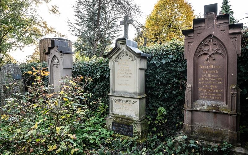 Das älteste Grab auf dem Herrenberger Stadtfriedhof ist von der Familie Zerweck.GB-Foto: Schmid