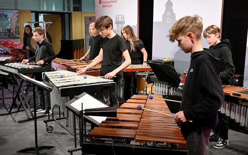 Das zehnköpfige Percussion-Ensemble hat einen Sonderpreis erhalten. GB-Foto: Holom