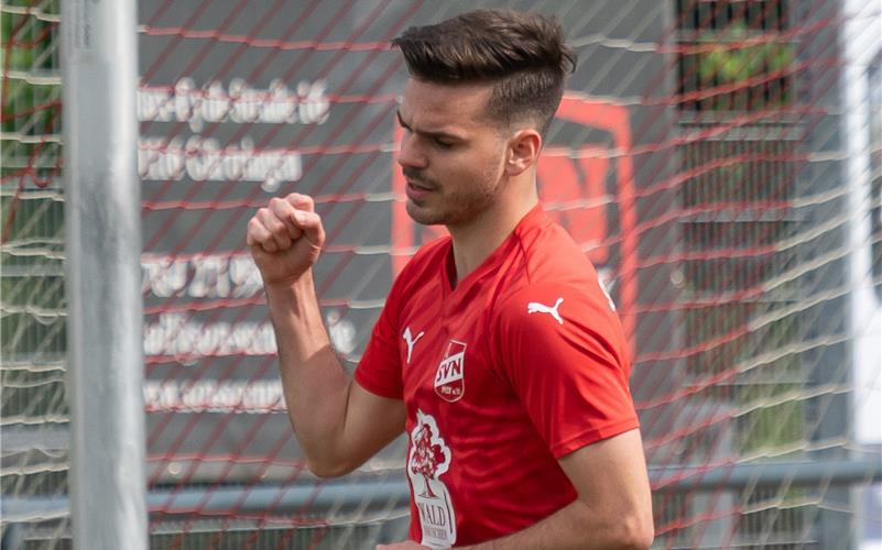 David Müller traf zum 1:0 für den SV Nufringen. GB-Foto: Vecsey