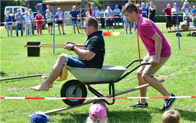 Deckenpfronn 175 Jahre Liederkranz / Lüssefest mit Lüssegames / Foto: Holom