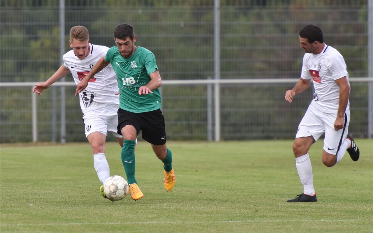 Deckenpfronn, Sportplatz, Fußball, WFV-Pokal, SV Deckenpfronn (grün) - VfB Bösin...