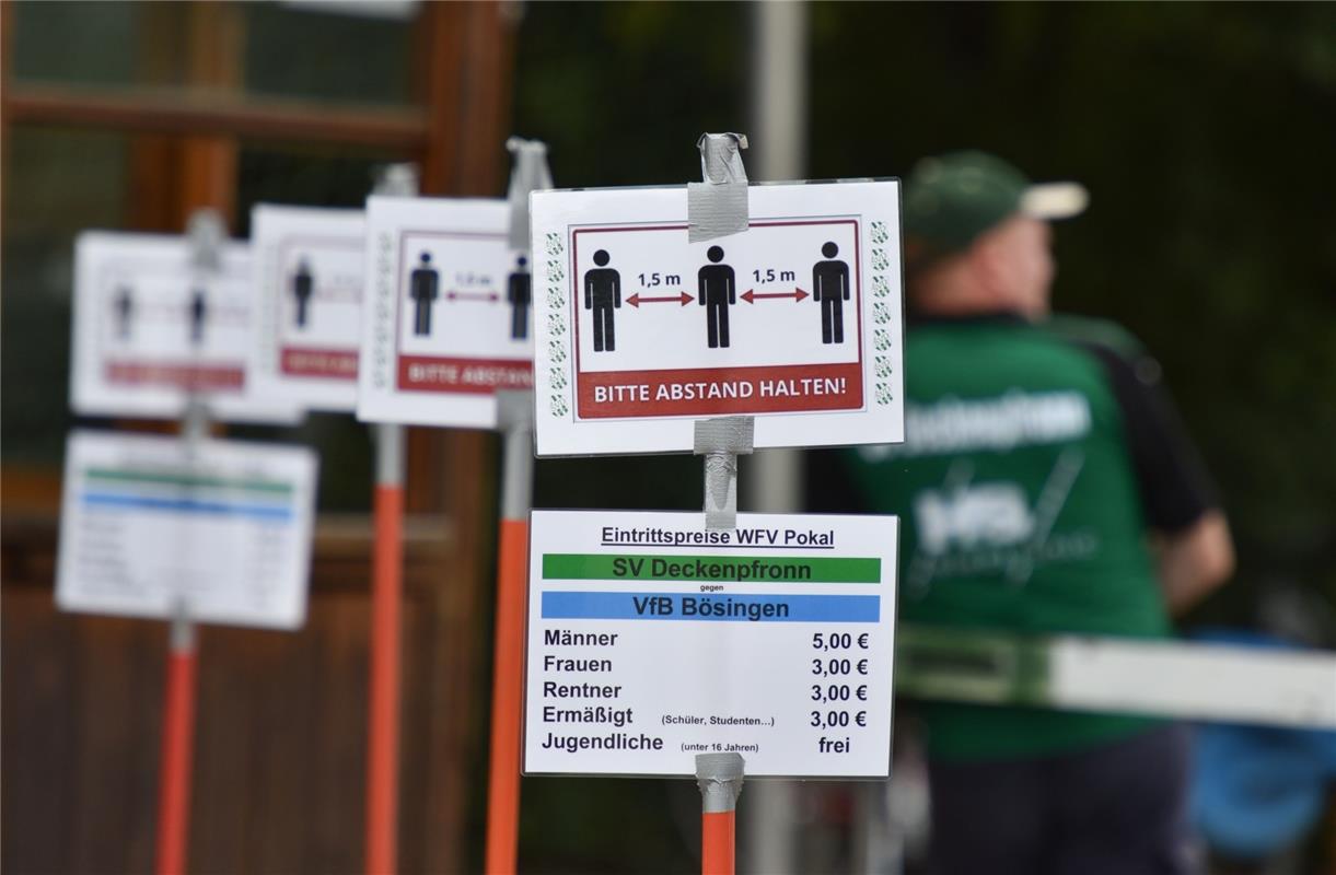 Deckenpfronn, Sportplatz, Fußball, WFV-Pokal, SV Deckenpfronn (grün) - VfB Bösin...