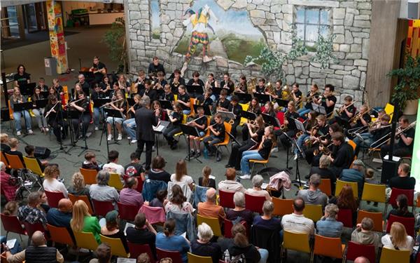 Dem Konzert ging ein Schnupper-Workshop in Improvisation voraus. GB-Foto: Vecsey