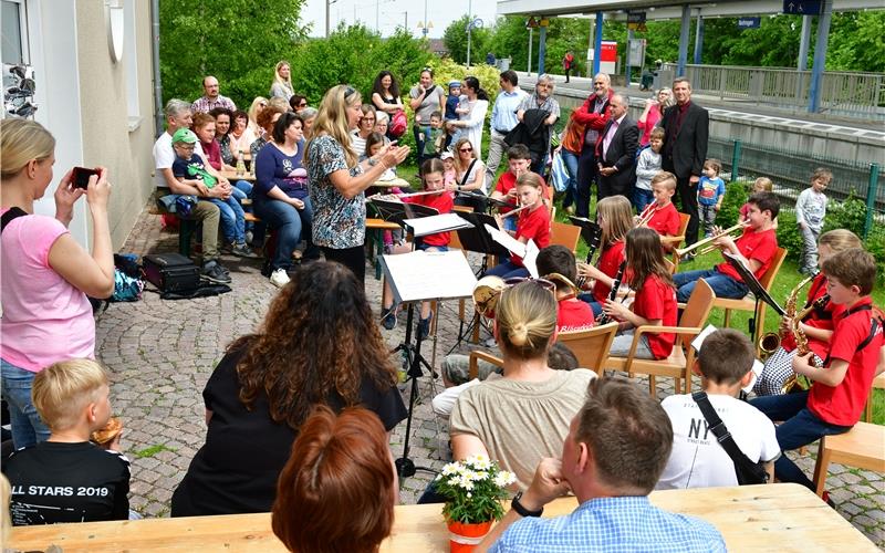 Eine nicht vorhersehbare Erfolgsgeschichte Den Auftakt der Feierlichkeiten bildete ein Vorspiel des Musikvereins-Nachwuchses GB-Foto: Holom