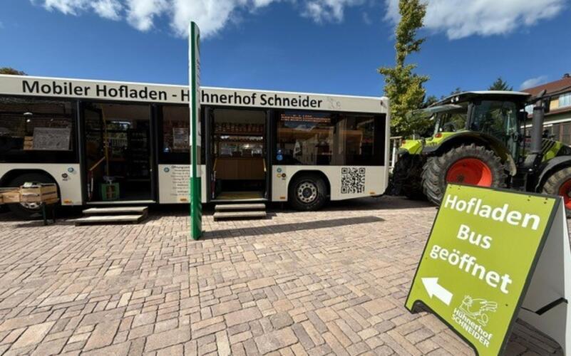 Der Busanhänger umfasst eine Fläche von 25 Quadratmetern. GB-Fotos: gb