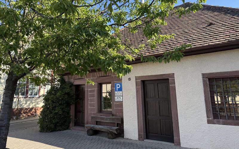 Der Gemeinderat stimmte der Modernisierung des Gültlinger Backhauses zu. GB-Foto: Priestersbach