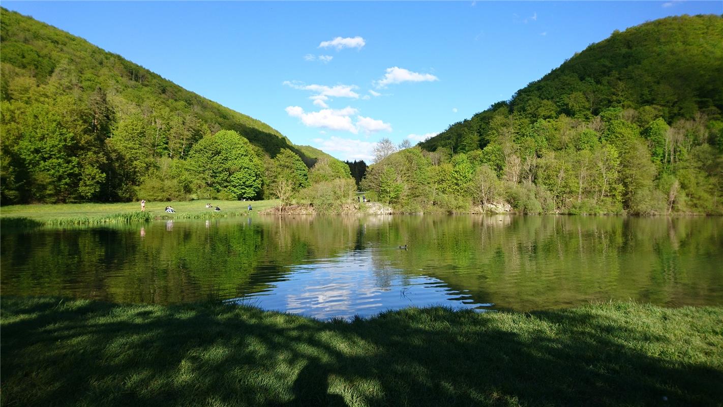 "Der Gönninger See in bestem Frühlingslicht", schreibt Martin Allgeier (Herrenbe...