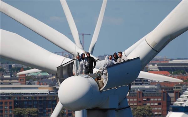 Der Kurs „Erneuerbare Energien“ machte eine Exkursion nach Dänemark GB-Foto: Frank Brodbeck
