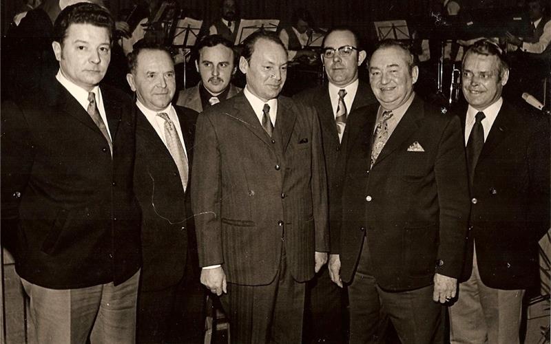 Der Musikverein im Wandel der Zeiten: Die Vorstandschaft bei der Gründung. GB-Fotos: gb