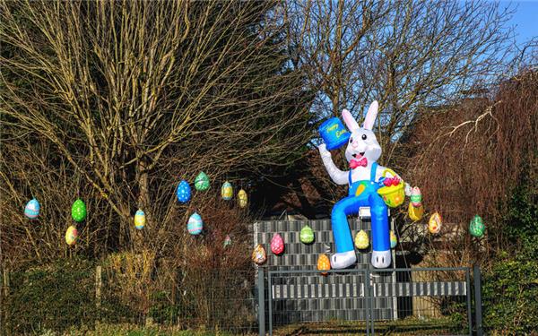 Der Osterhase steht oder sitzt schon in den Startlöchern (fotografiert von Natalie Politz aus Hildrizhausen)