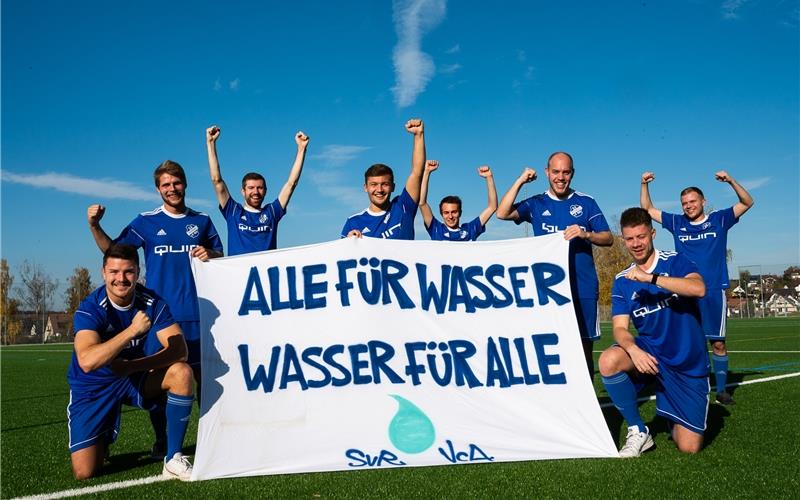 Jedes Tor hilft im Kampf für sauberes Wasser Der SV Rohrau blickt über den Spielfeldrand hinaus und engagiert sich für soziale ProjekteGB-Foto: Schmidt