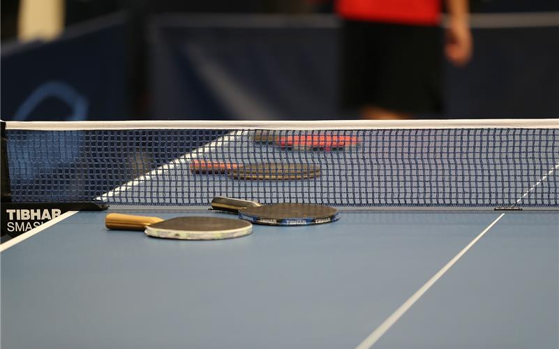Tischtennis setzt Spielbetrieb aus Der Spielbetrieb ruht - auch im Tischtennis Foto (Archiv): Holzapfel