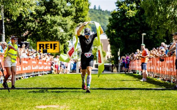Der Zieleinlauf ist für Athleten und Zuschauer ein Highlight. GB-Foto: Pfeil