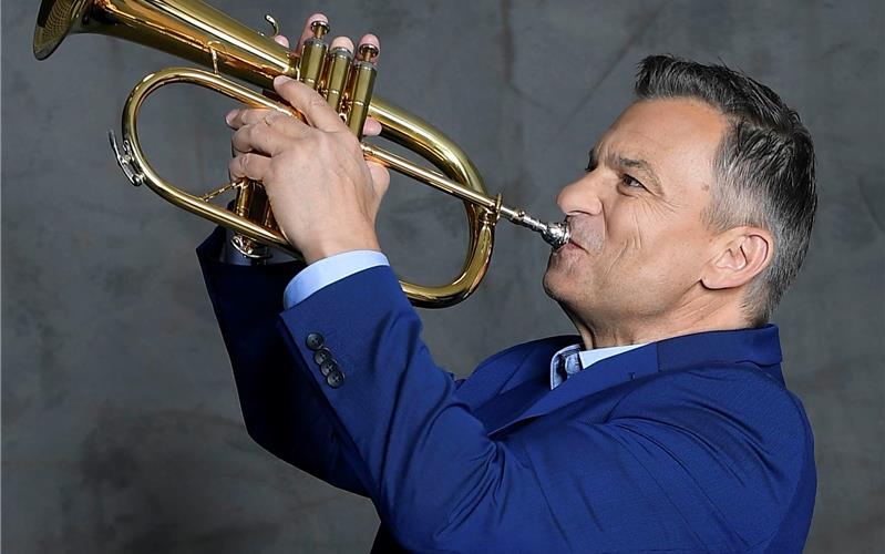 Adventskalender: 1. Türchen Der bekannte Musiker Markus Wolfahrt – einst Teil der „Klostertaler“ – macht den (musikalischen) Auftakt beim diesjährigen „Gäubote“-Adventskalender. Und zwar ab sofort GB-Foto: gb