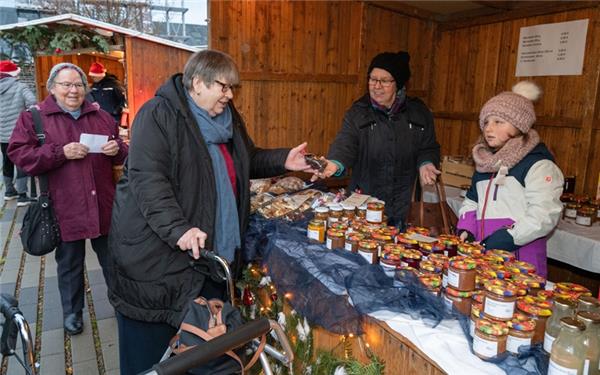 Der erste „Hüttenzauber“ läutet die Vorweihnachtszeit ein