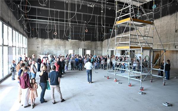 Der künftige große Saal der neuen Uhland-Halle bietet bei einer Konzertbestuhlung Platz für 500 Besucher. GB-Fotos: Reichert