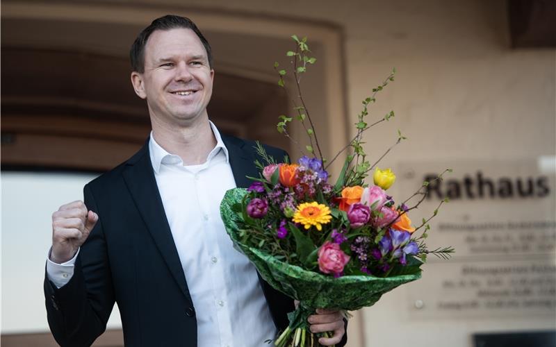 Der neu gewählte Bürgermeister tritt Anfang Juli sein neues Amt im Deckenpfronner Rathaus an. GB-Fotos: Schmidt