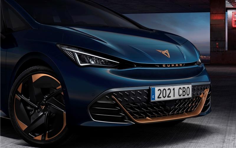 Markante Front mit Haifischnase Der neue Cupra Born: Das Gesicht ist seine Visitenkarte